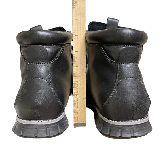 CLEARANCE! Cole Haan Mens ZeroGrand Water-Resistant
Hiker Boots Size: 9M - Picture 3 of 15